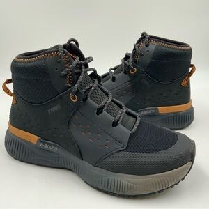 L.L.Bean Dirigo 2.5 Tek Hiking Trail Boots Black Orange High-Top. Size 8 Medium.